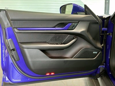 2025 Porsche Taycan 4