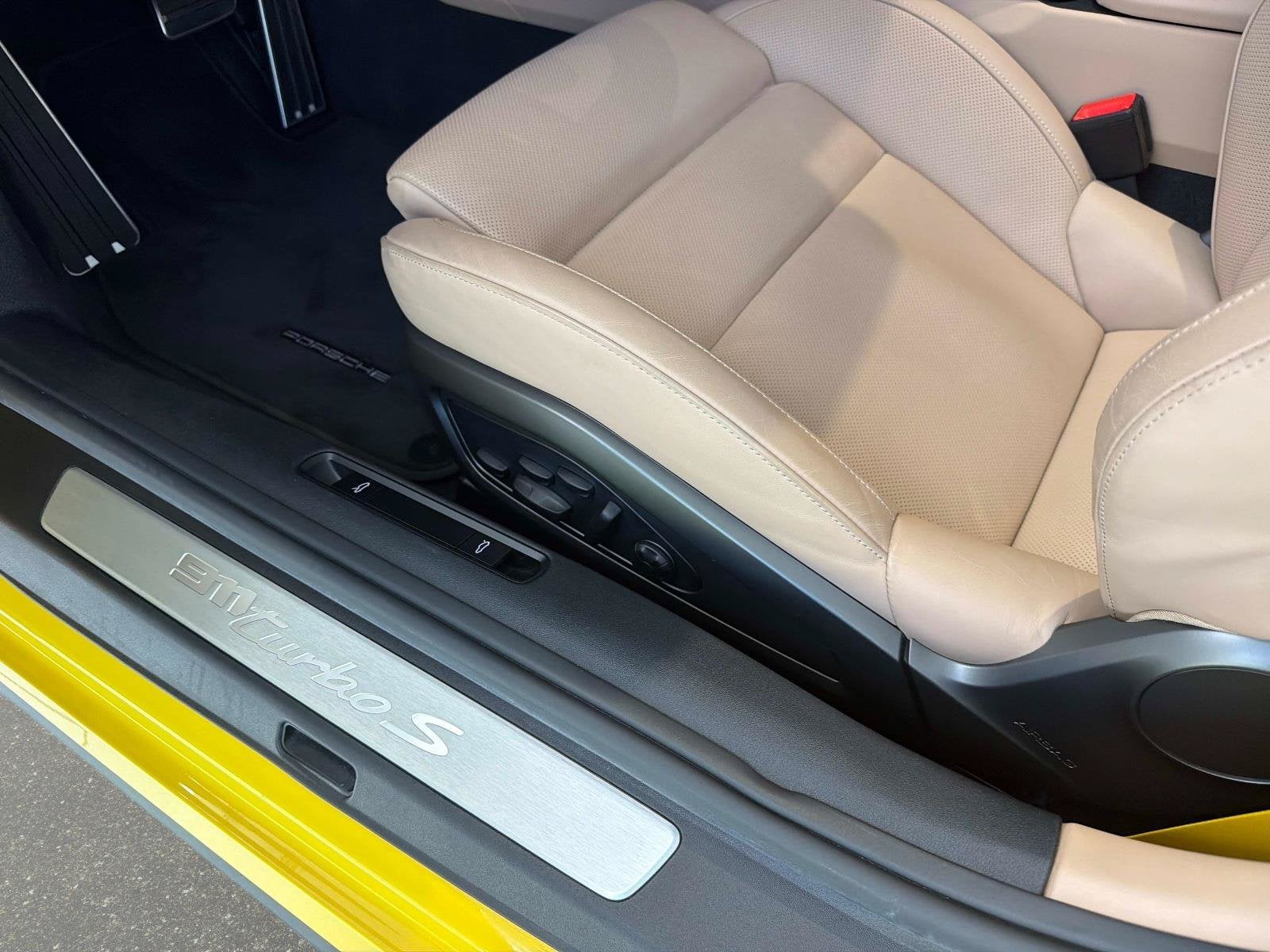 2023 Porsche 911 Turbo S