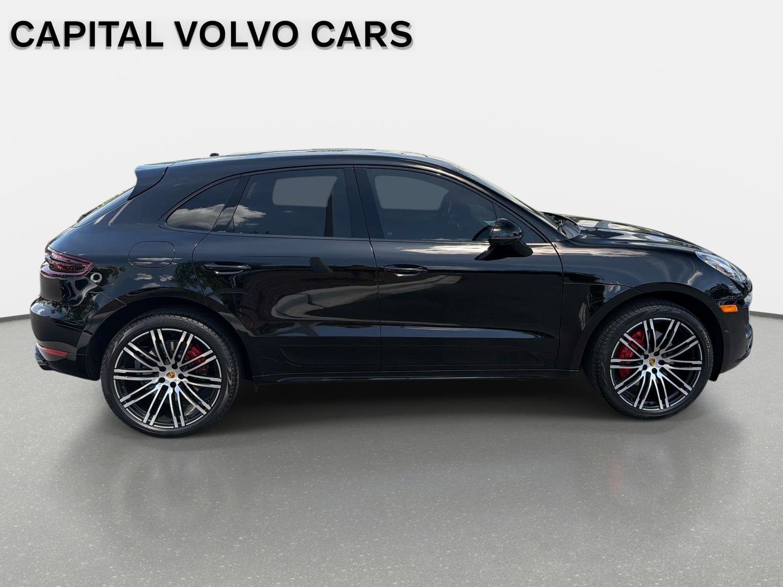 2017 Porsche Macan Turbo