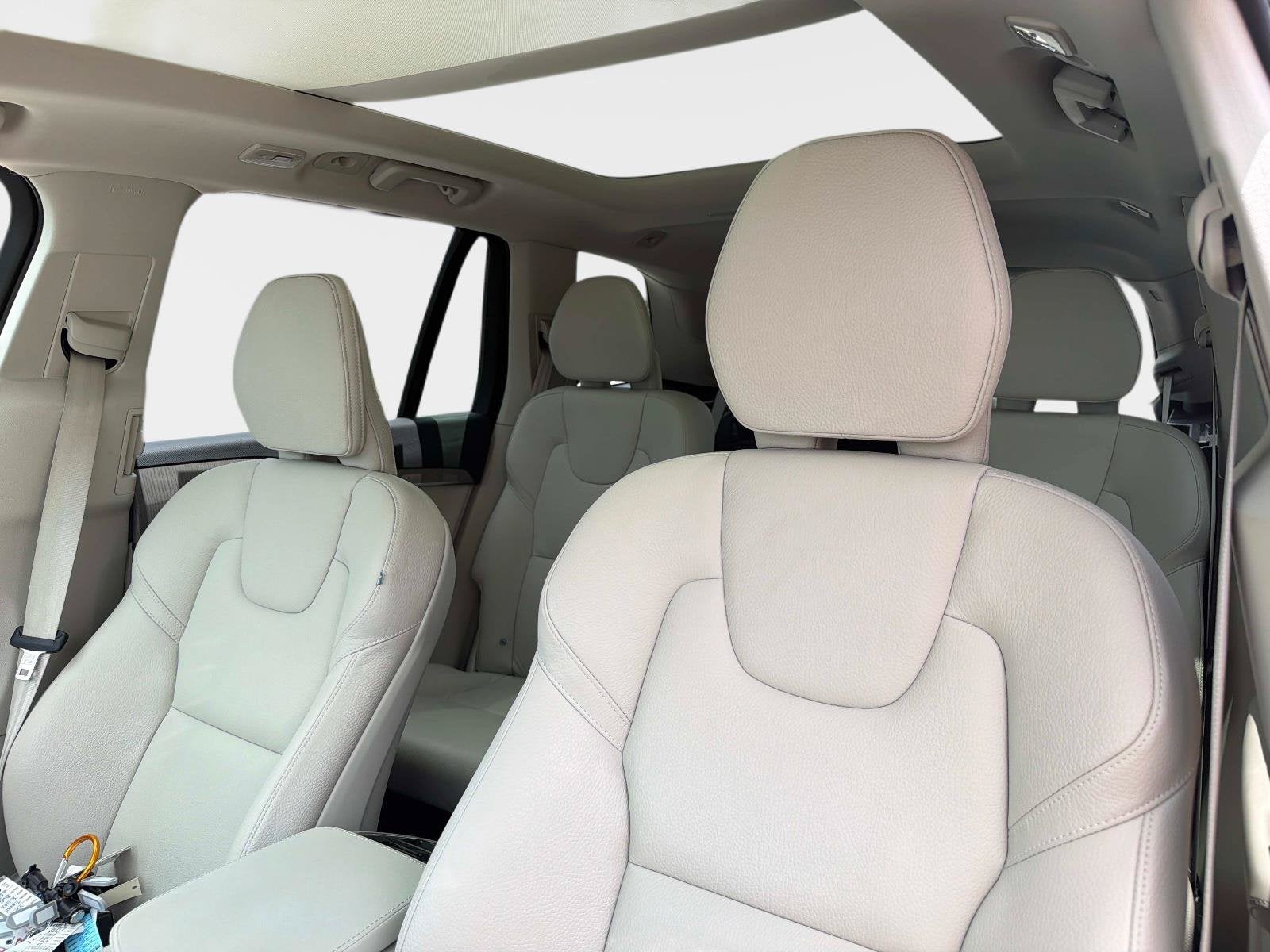 2025 Volvo XC90 Plus