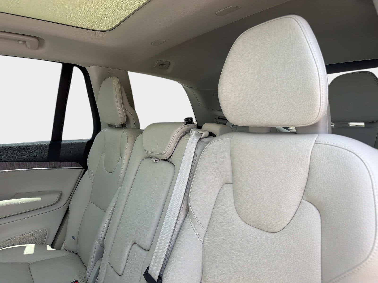 2023 Volvo XC90 Plus