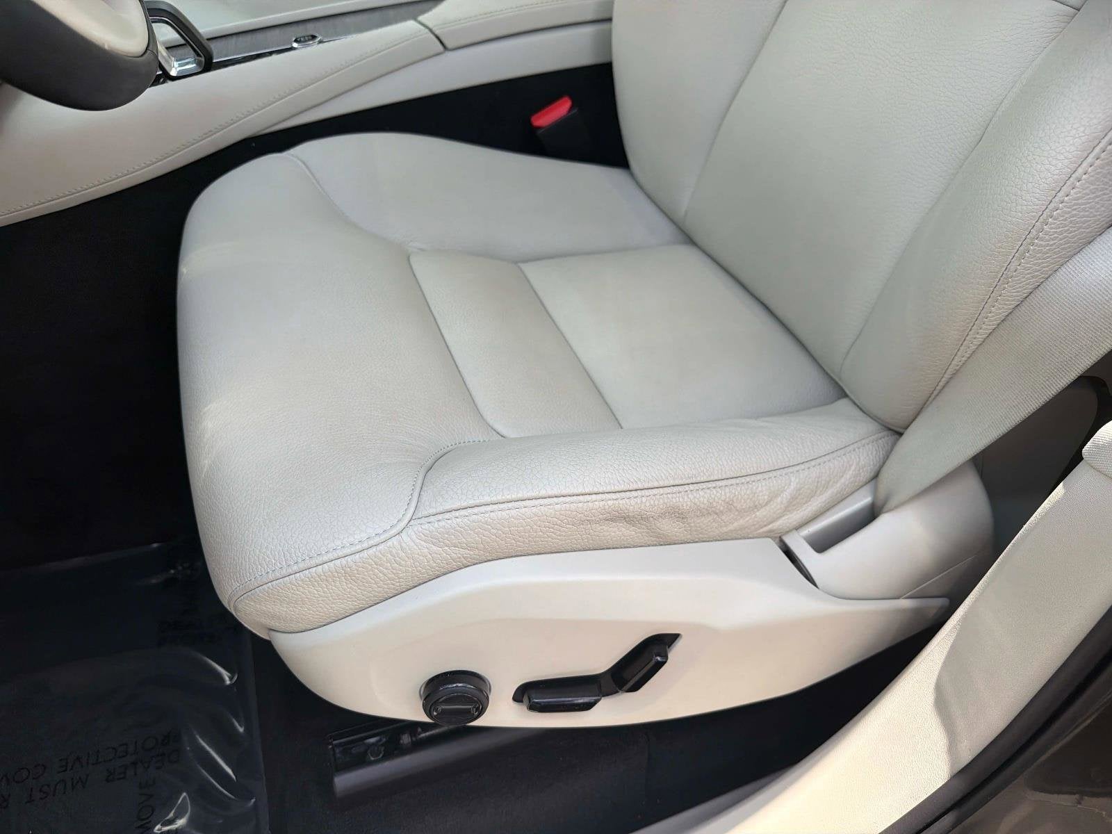 2023 Volvo XC90 Plus