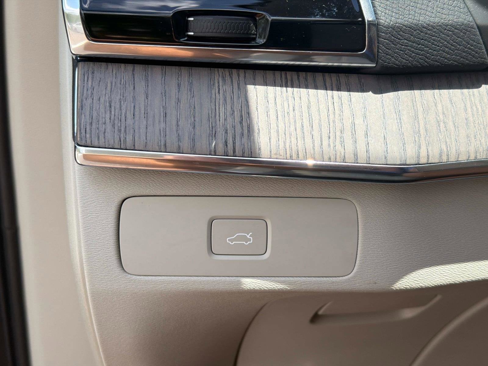 2023 Volvo XC90 Plus