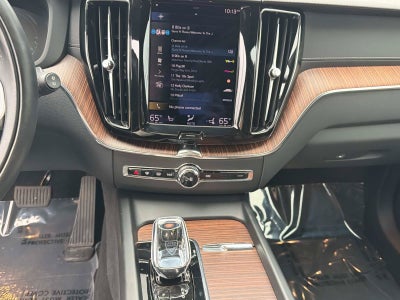 2021 Volvo XC60 Inscription Expression