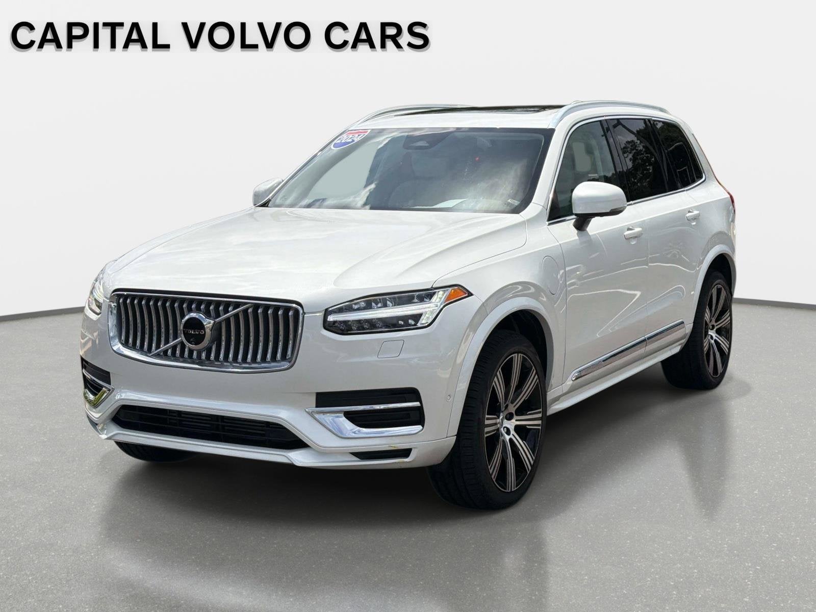2024 Volvo XC90 Recharge Plug-In Hybrid Plus Bright Theme