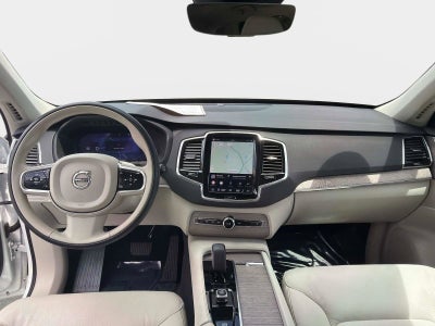 2024 Volvo XC90 Recharge Plug-In Hybrid Plus Bright Theme