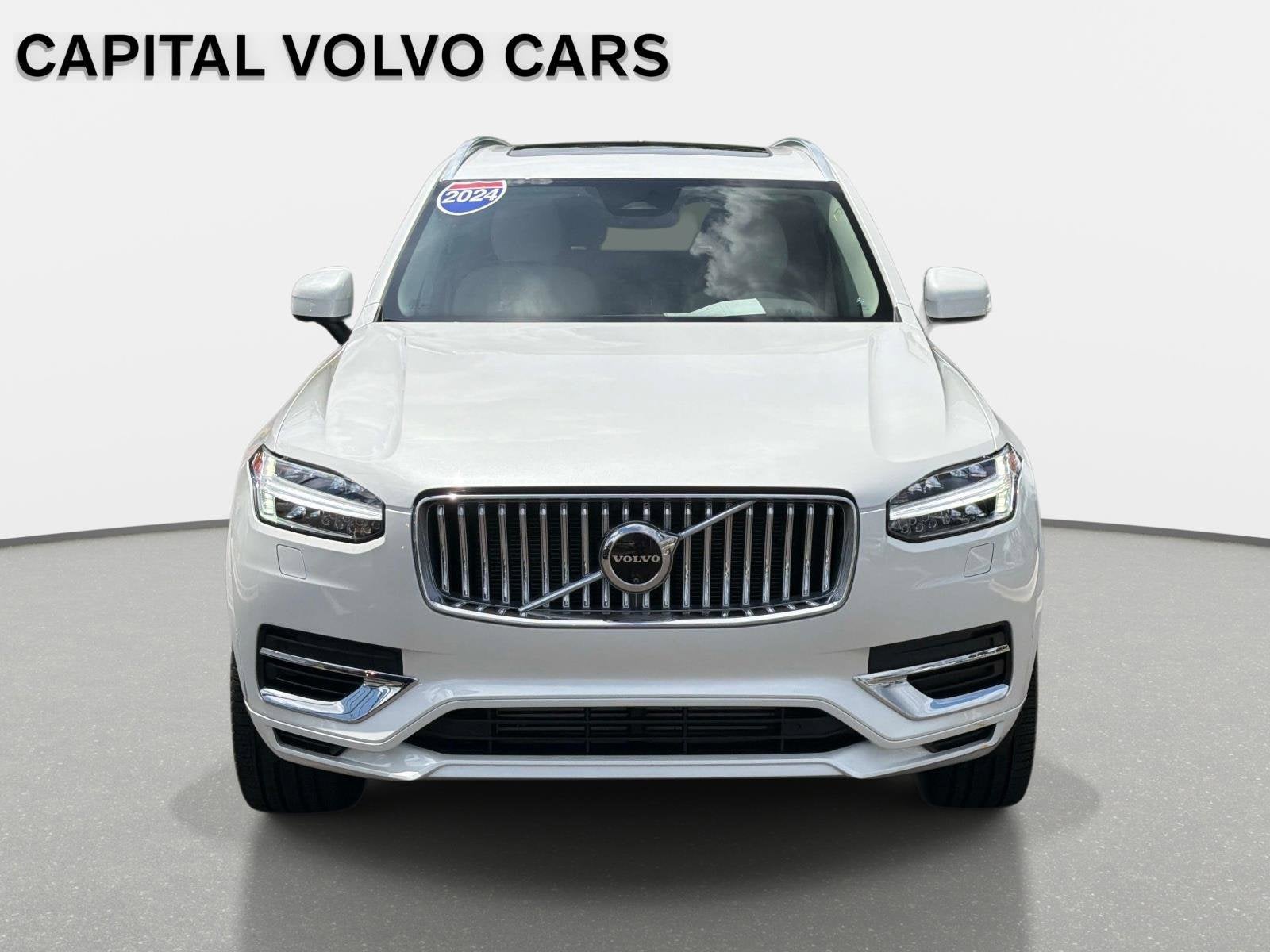 2024 Volvo XC90 Recharge Plug-In Hybrid Plus Bright Theme