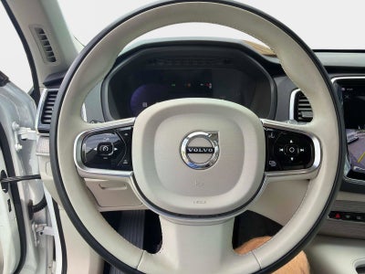 2024 Volvo XC90 Recharge Plug-In Hybrid Plus Bright Theme