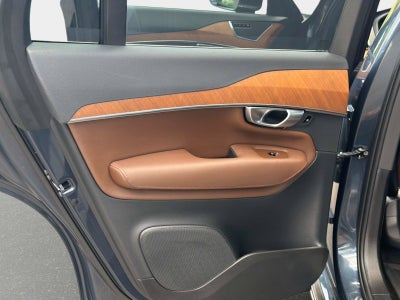 2024 Volvo XC90 Recharge Plug-In Hybrid Plus Bright Theme