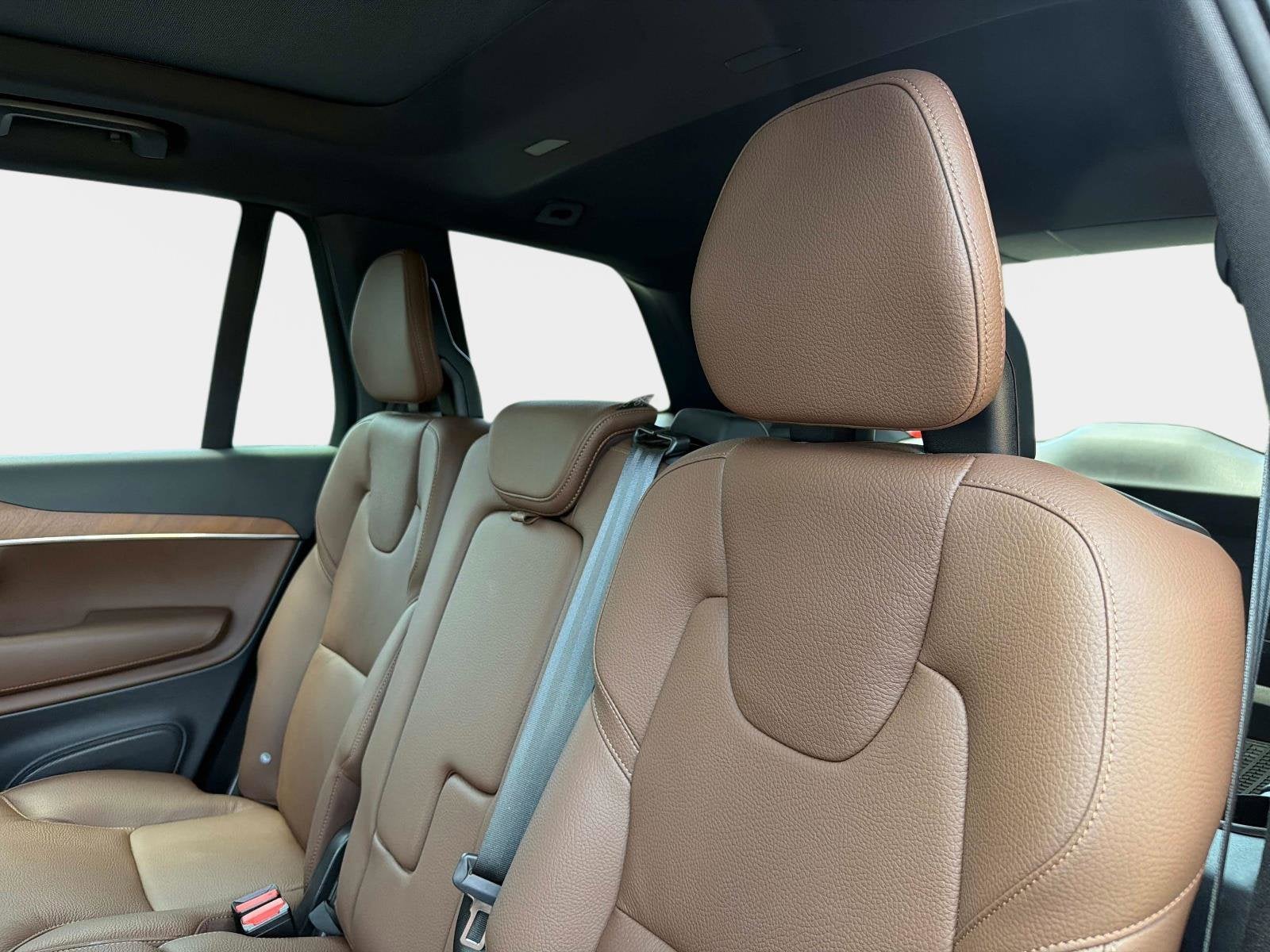 2024 Volvo XC90 Recharge Plug-In Hybrid Plus Bright Theme