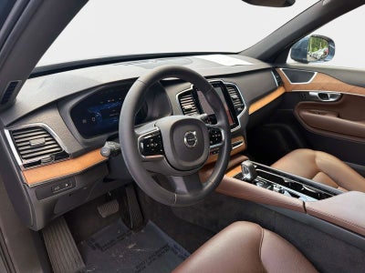 2024 Volvo XC90 Recharge Plug-In Hybrid Plus Bright Theme