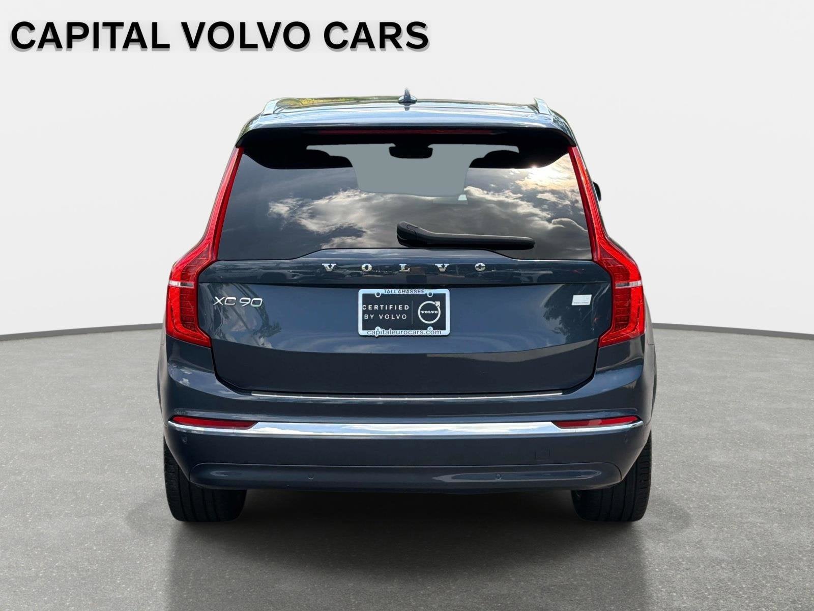 2024 Volvo XC90 Recharge Plug-In Hybrid Plus Bright Theme