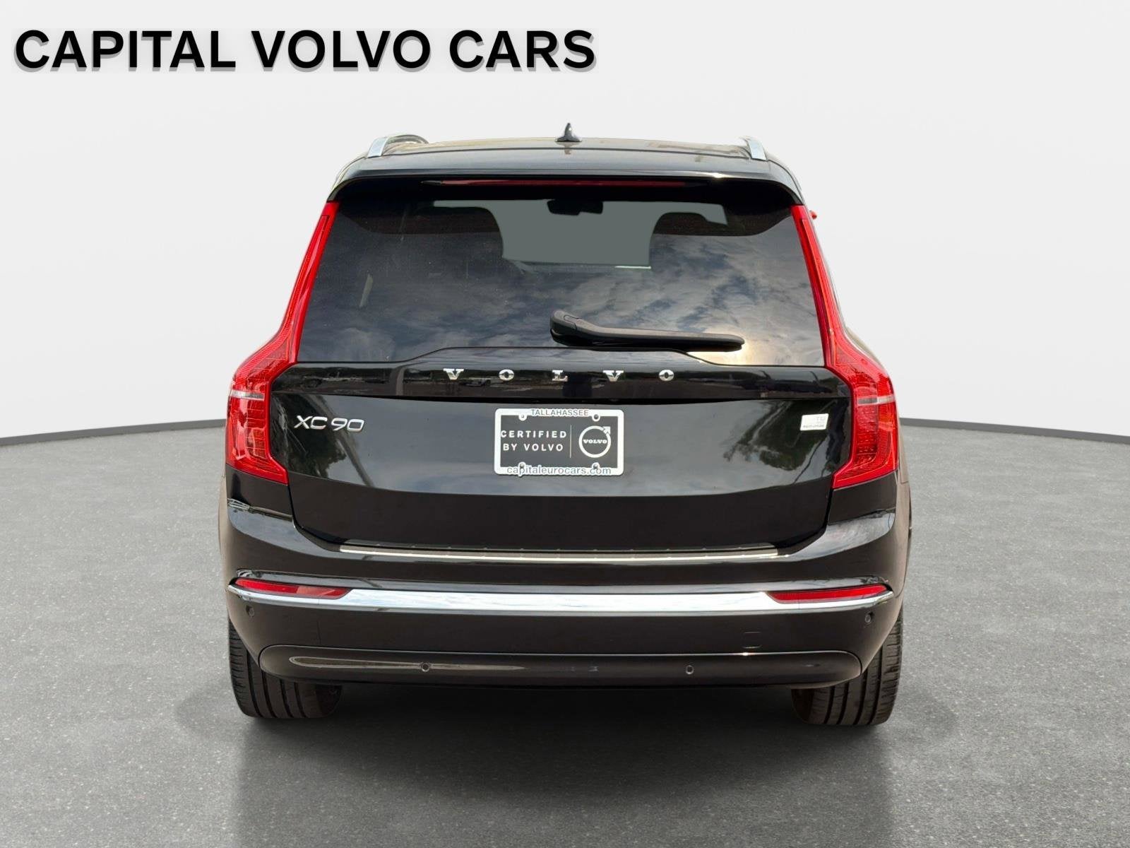 2024 Volvo XC90 Recharge Plug-In Hybrid Ultimate Bright Theme
