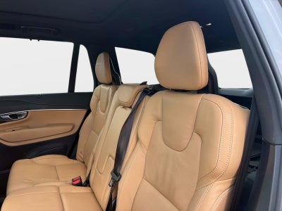 2024 Volvo XC90 Recharge Plug-In Hybrid Ultimate Bright Theme