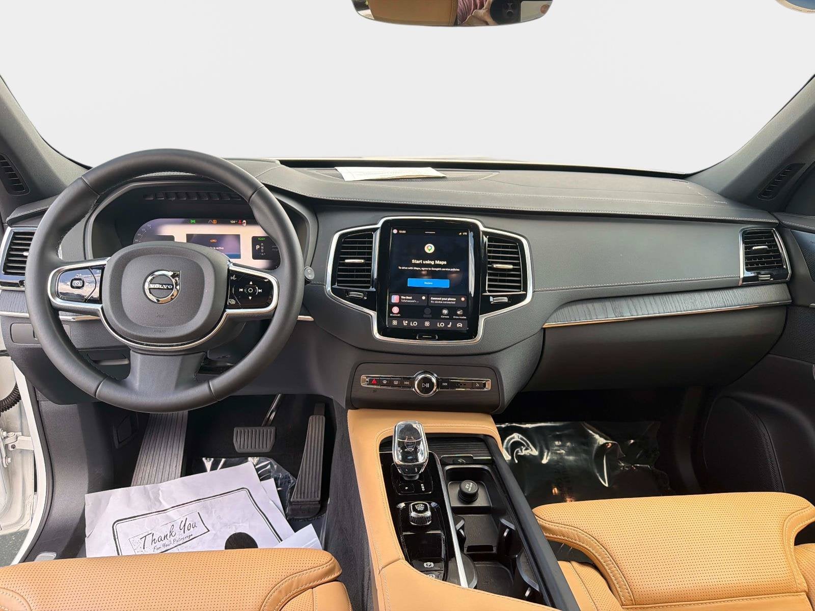 2024 Volvo XC90 Recharge Plug-In Hybrid Ultimate Bright Theme