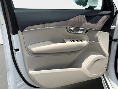 2024 Volvo XC90 Recharge Plug-In Hybrid Core Bright Theme