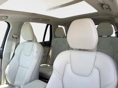 2024 Volvo XC90 Recharge Plug-In Hybrid Core Bright Theme