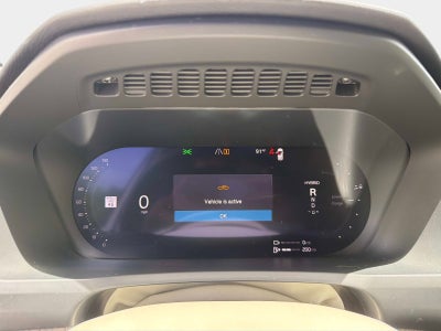 2024 Volvo XC90 Recharge Plug-In Hybrid Core Bright Theme