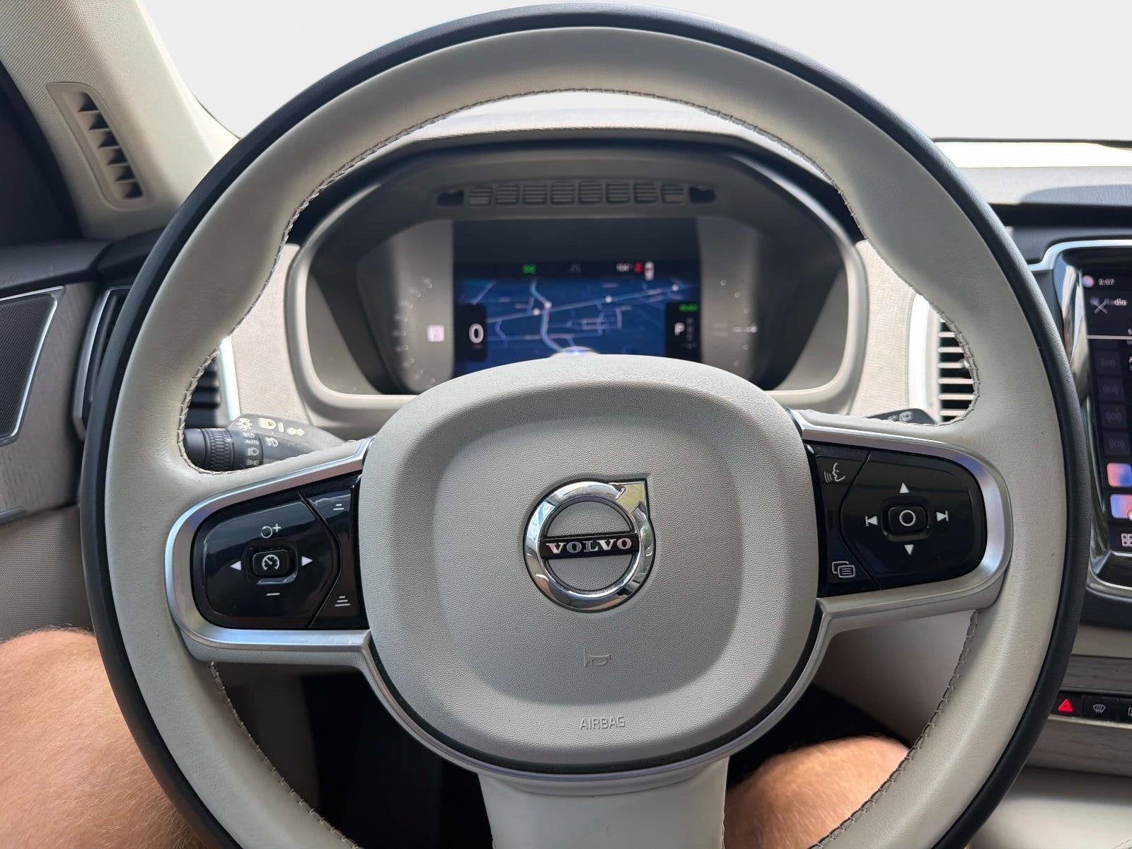 2024 Volvo XC90 Recharge Plug-In Hybrid Core Bright Theme