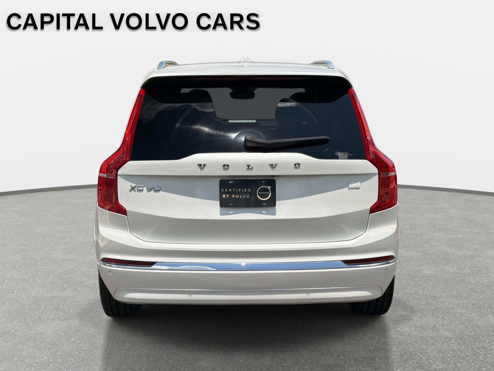 2024 Volvo XC90 Recharge Plug-In Hybrid Core Bright Theme