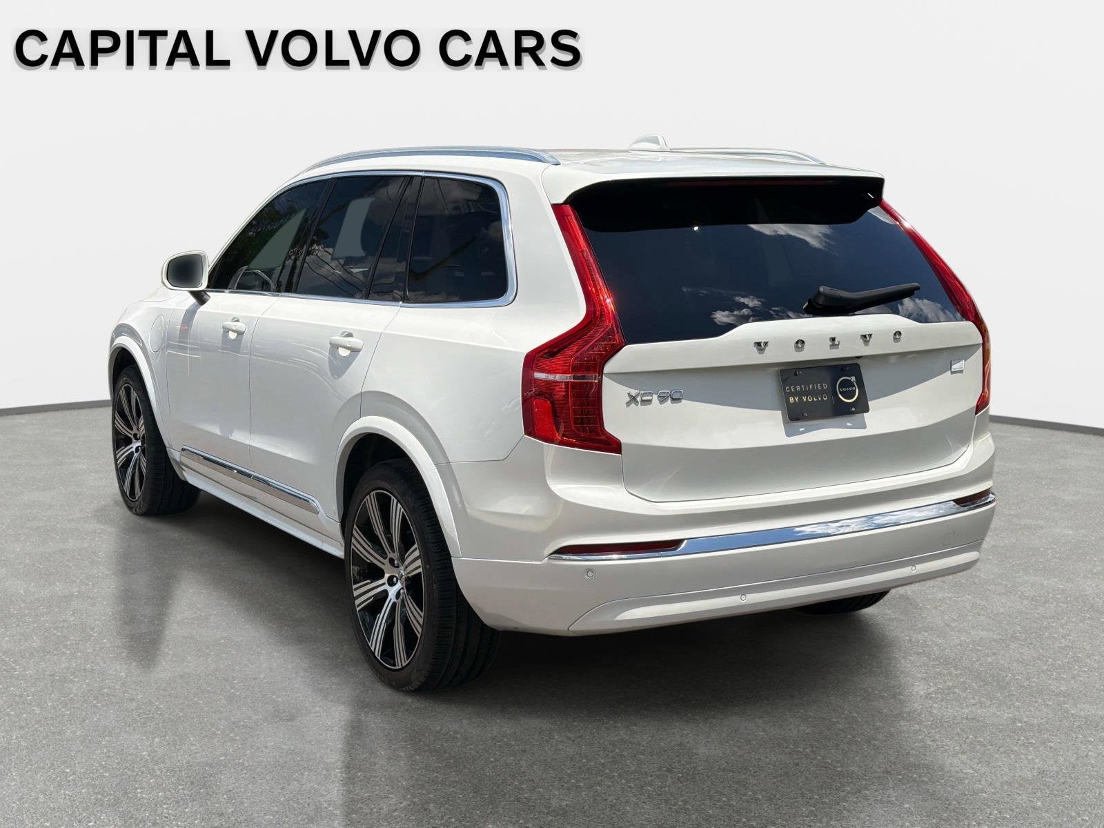 2024 Volvo XC90 Recharge Plug-In Hybrid Core Bright Theme
