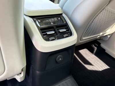2025 Volvo XC90 Plug-In Hybrid Plus