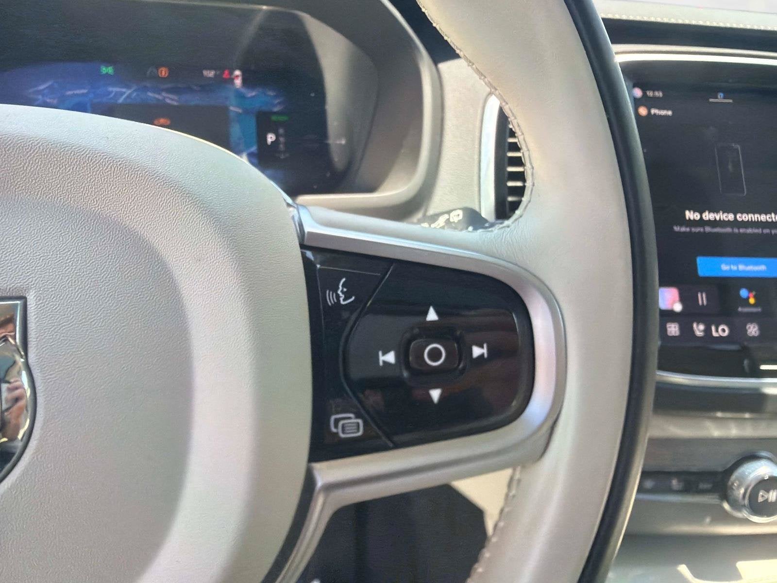 2025 Volvo XC90 Plug-In Hybrid Ultra