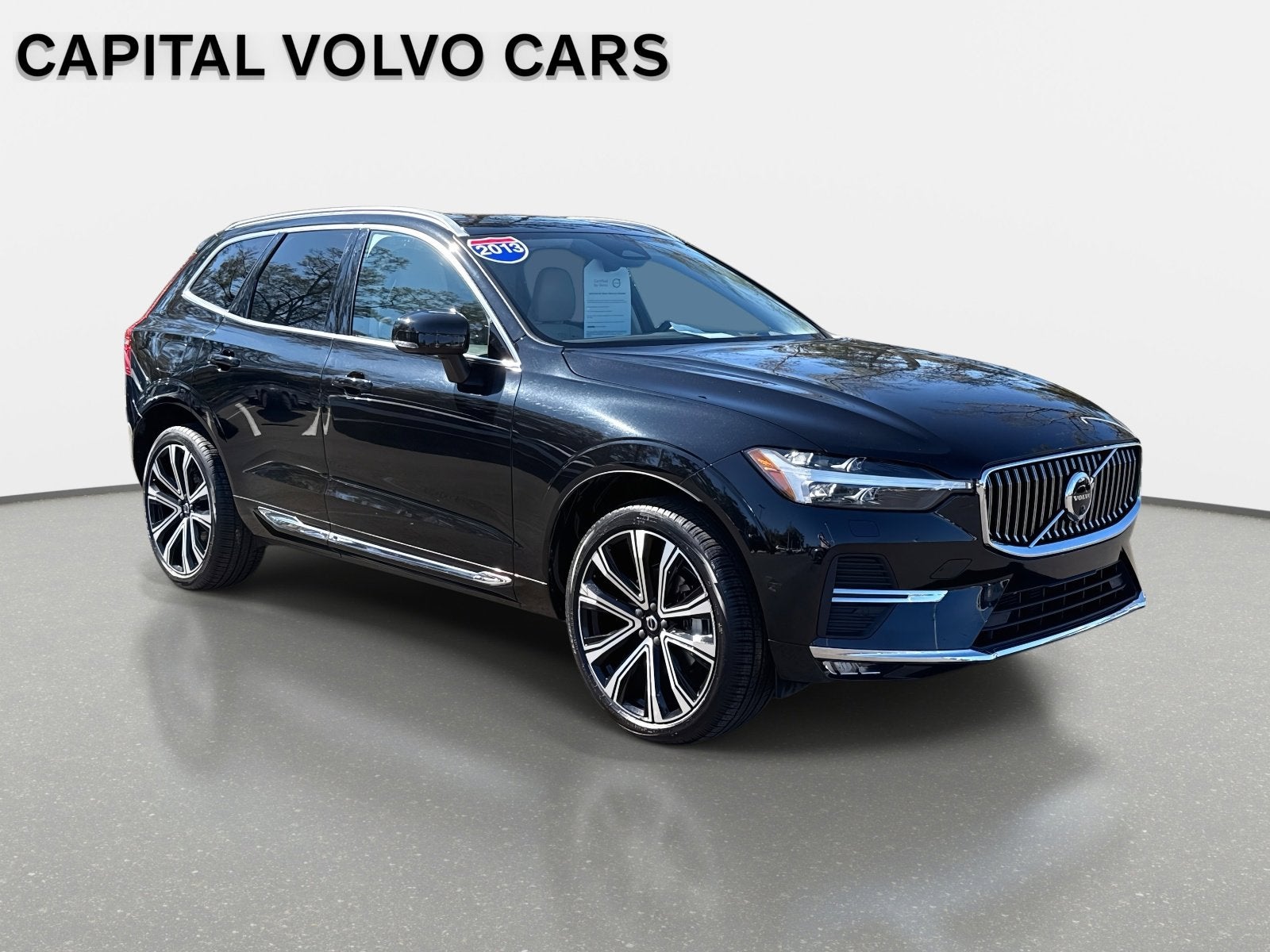 2023 Volvo XC60 Ultimate Bright Theme