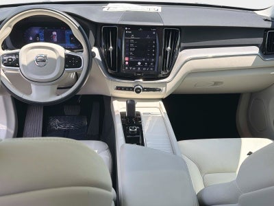 2024 Volvo XC60 Core Dark Theme