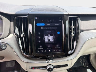2024 Volvo XC60 Plus Dark Theme