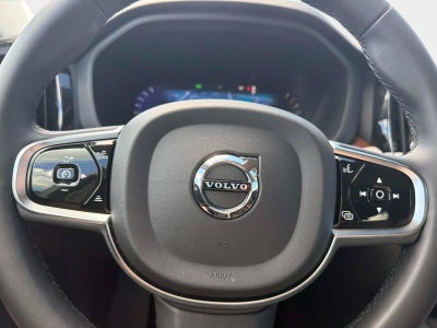 2024 Volvo XC60 Plus Dark Theme