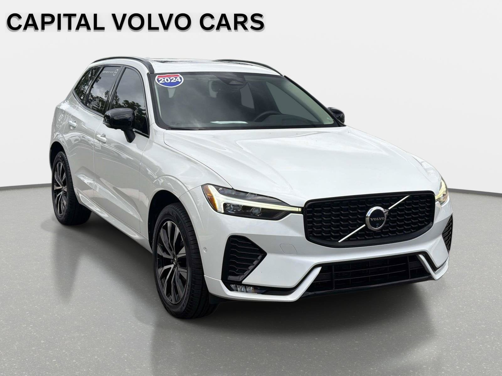 2024 Volvo XC60 Plus Dark Theme