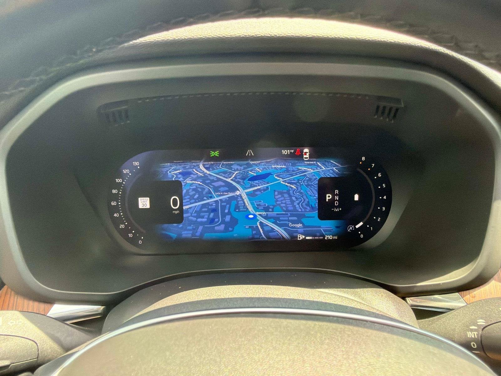 2024 Volvo XC60 Plus Dark Theme