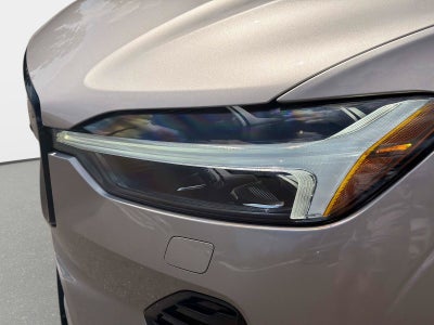 2024 Volvo XC60 Plus Dark Theme