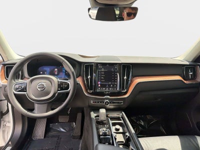 2024 Volvo XC60 Plus Dark Theme