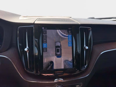 2024 Volvo XC60 Ultimate Dark Theme