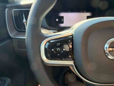 2024 Volvo XC60 Ultimate Dark Theme