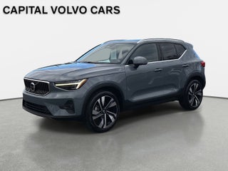 2023 Volvo XC40 Ultimate Bright Theme