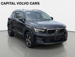 2025 Volvo XC40 Core Bright Theme