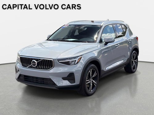 2025 Volvo XC40 Core Bright Theme