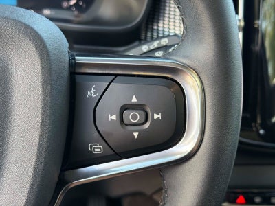 2024 Volvo XC40 Plus Dark Theme