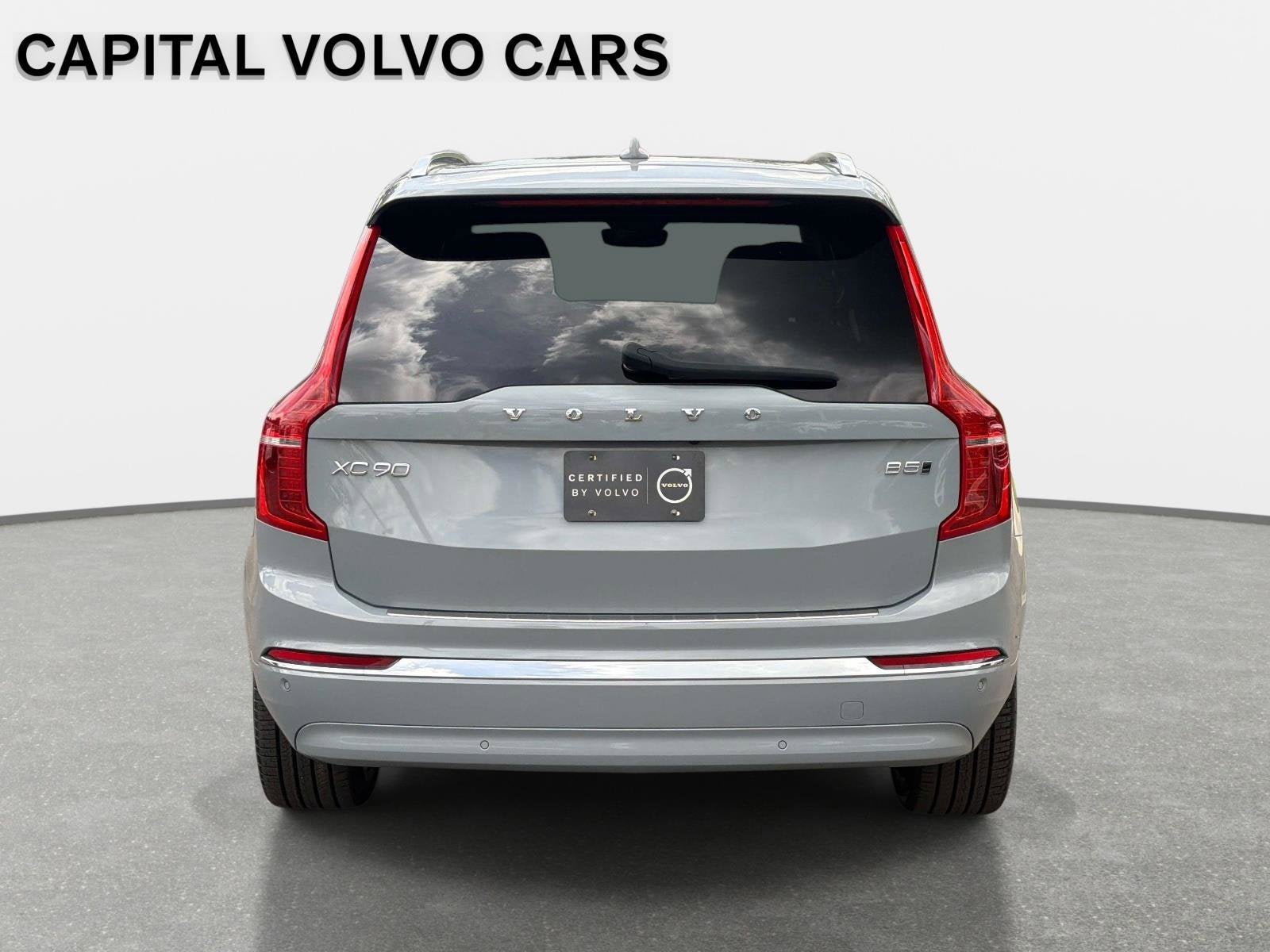 2025 Volvo XC90 Core