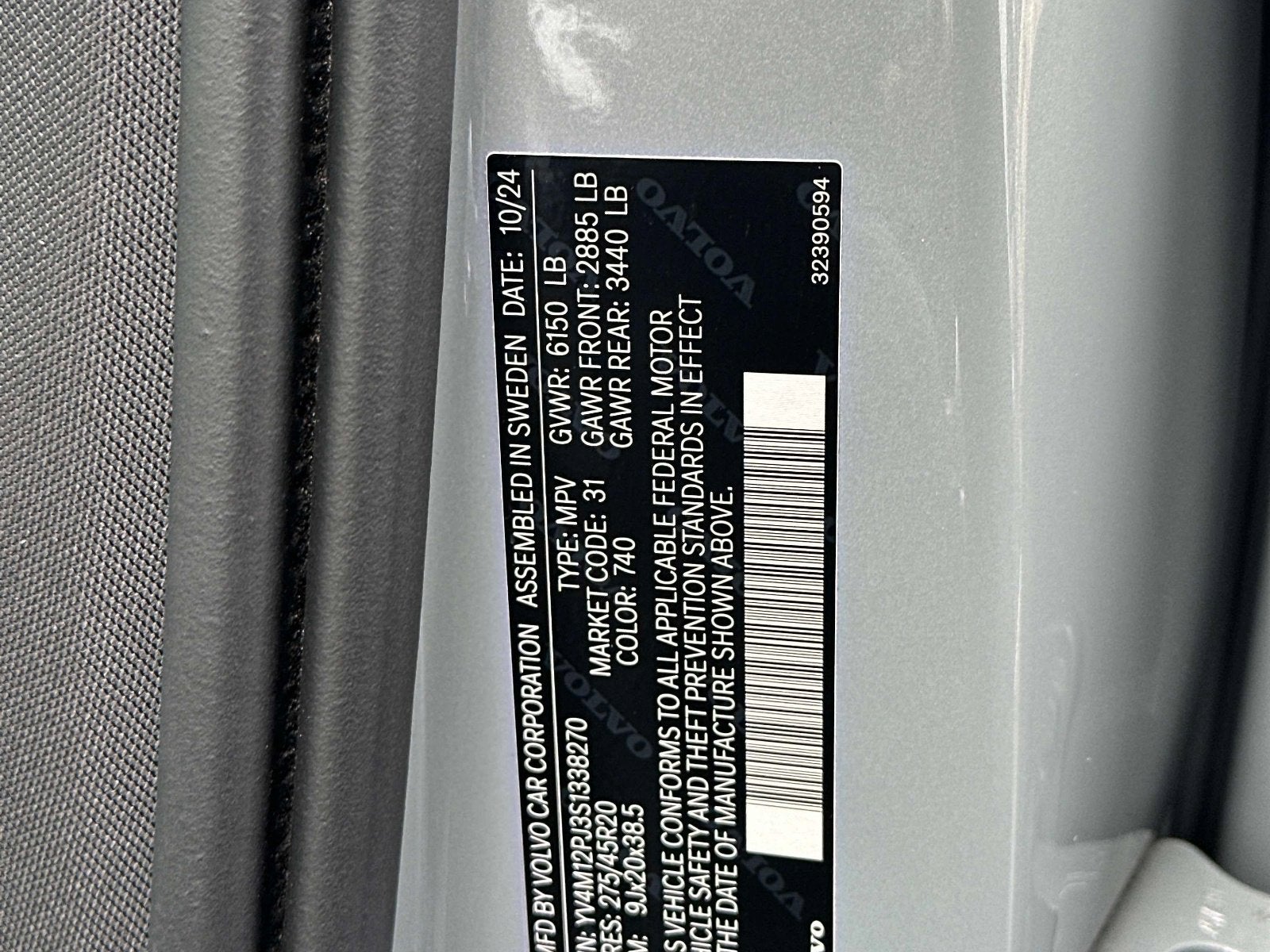 2025 Volvo XC90 Core