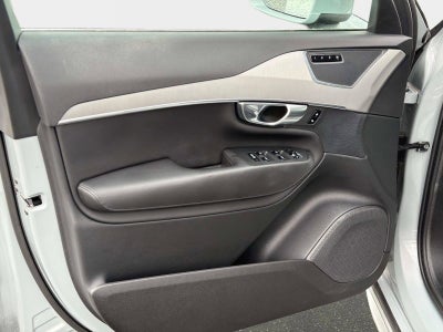 2025 Volvo XC90 Core