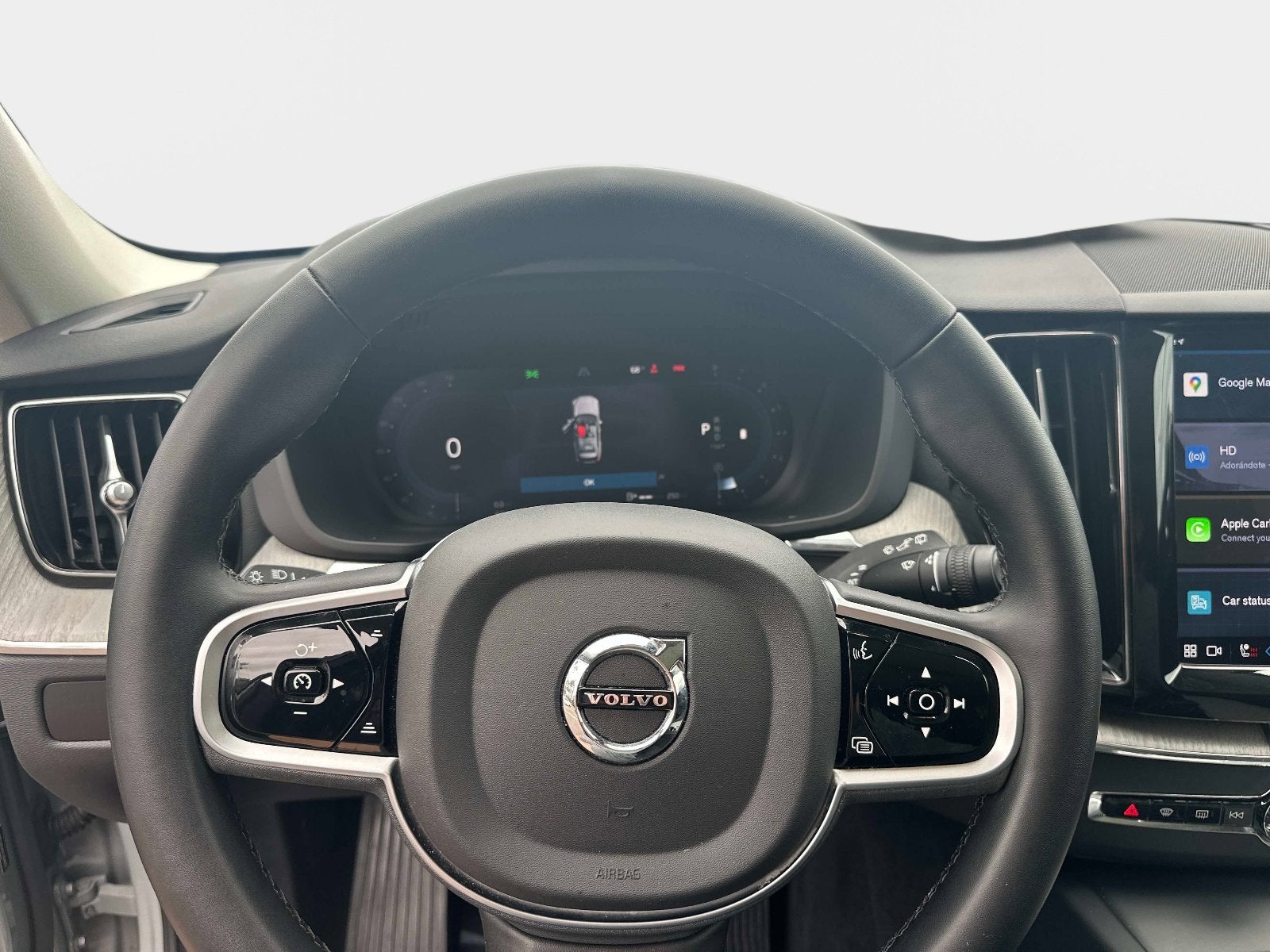 2025 Volvo XC60 Plus