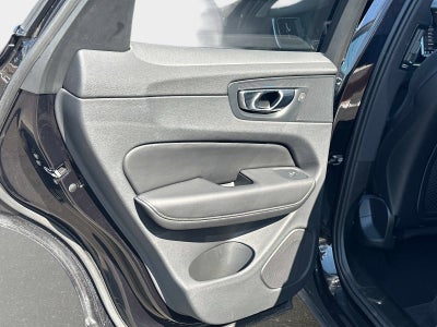 2025 Volvo XC60 Plus