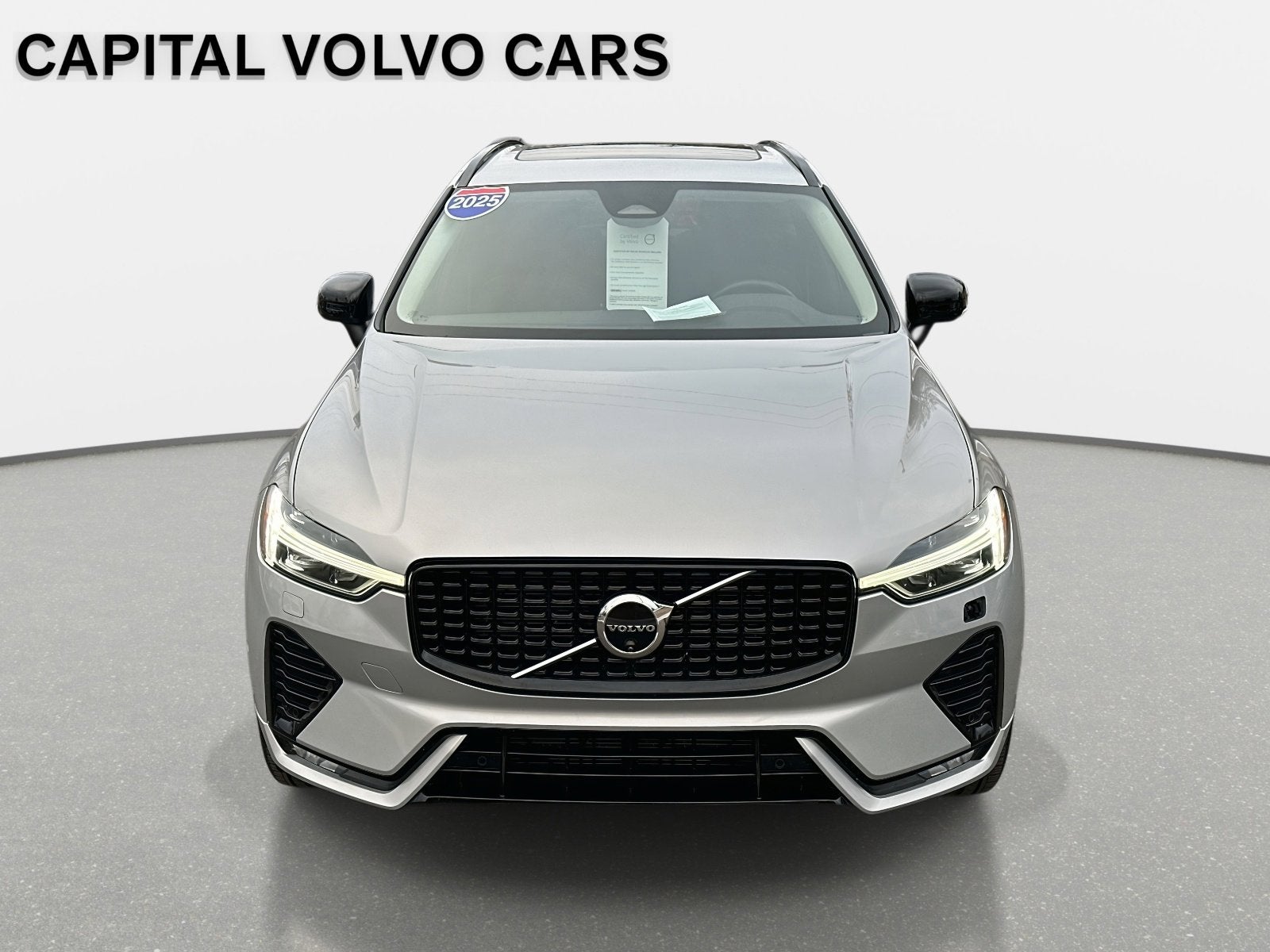 2025 Volvo XC60 Plus