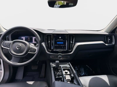 2025 Volvo XC60 Core