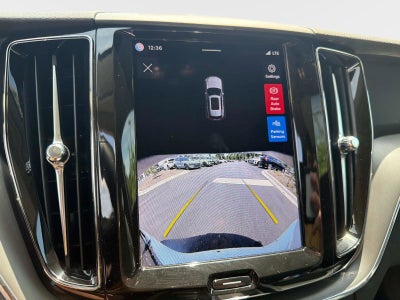 2025 Volvo XC60 Core