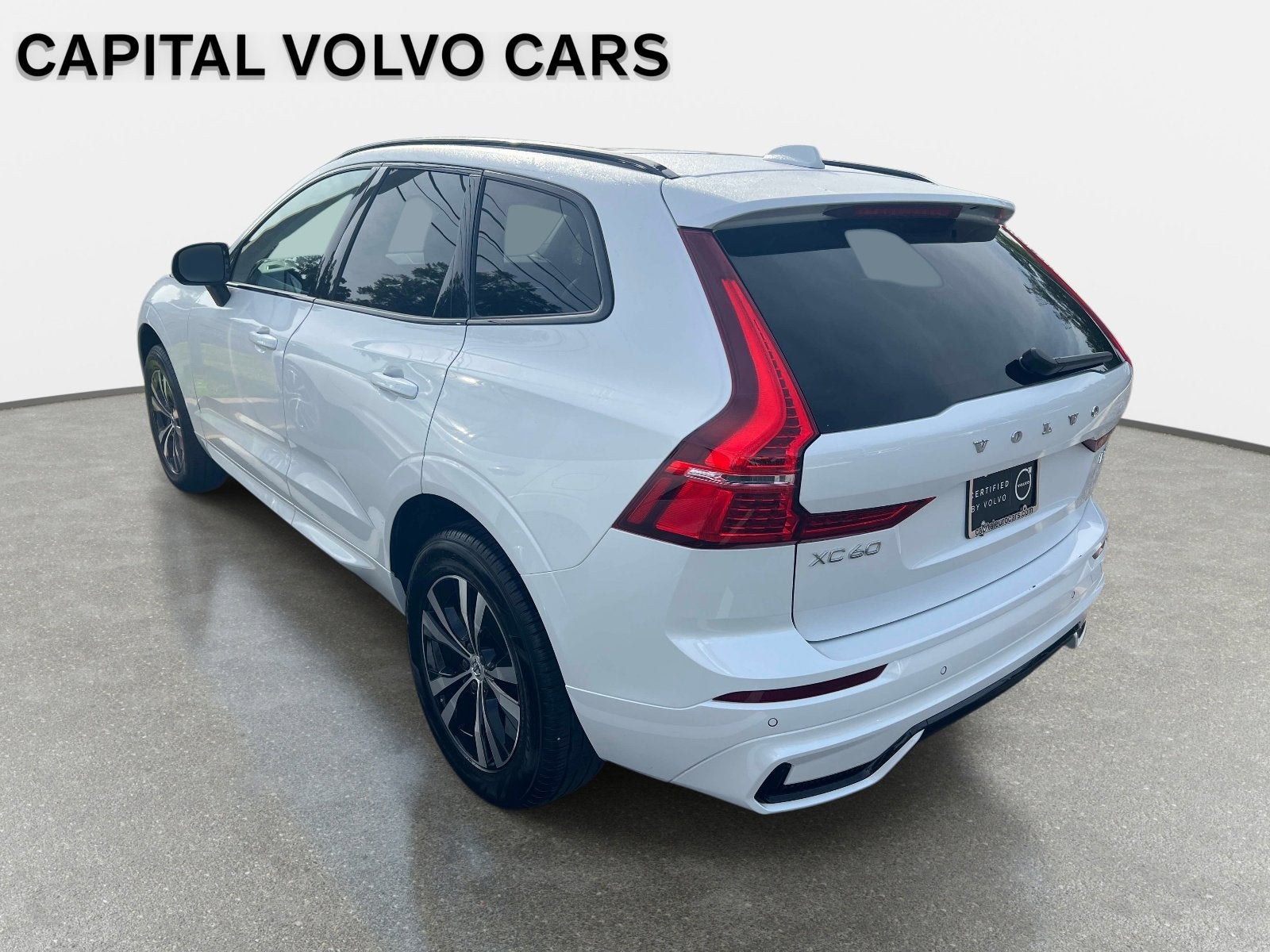 2025 Volvo XC60 Core